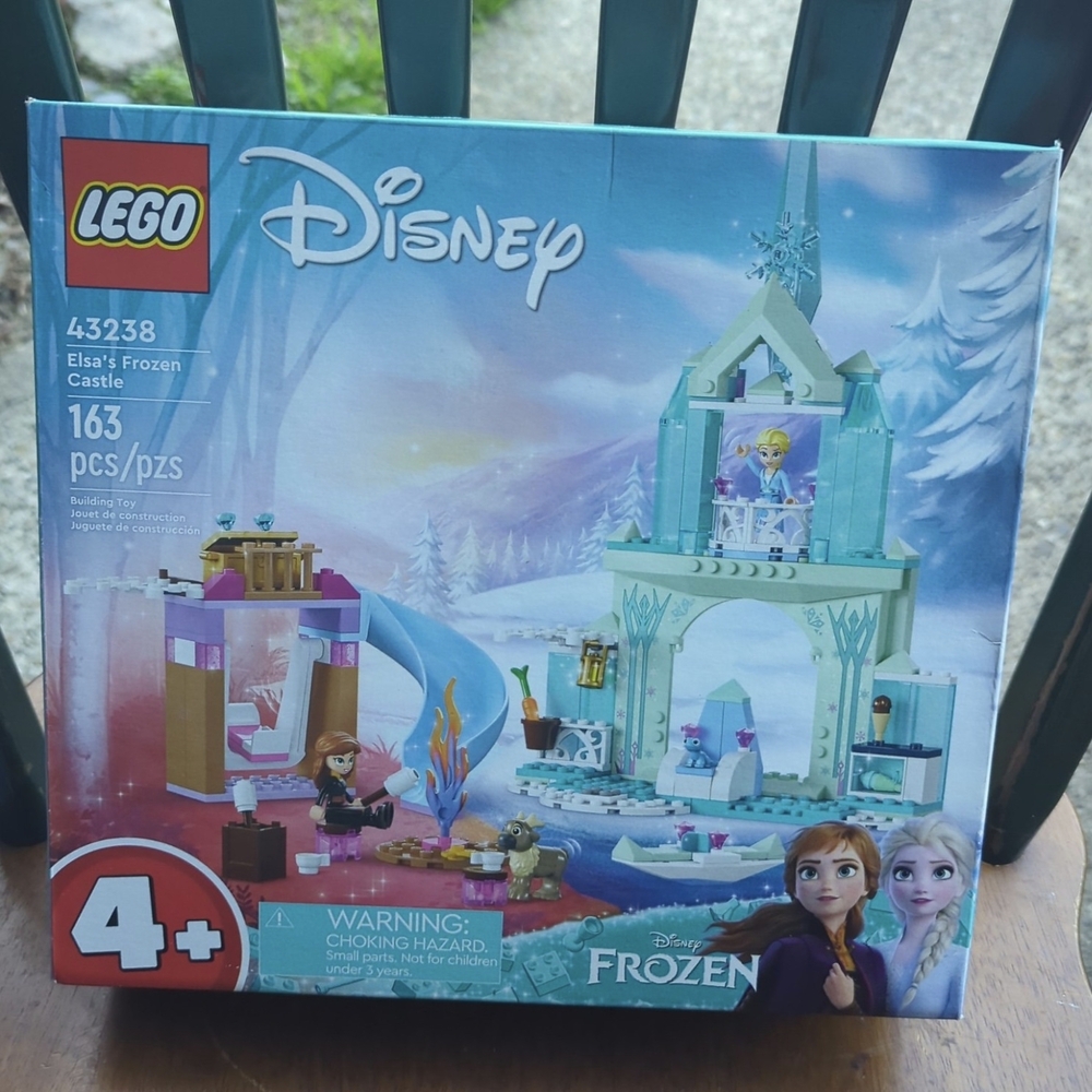 LEGO Disney Elsa's Frozen Castle Building Set